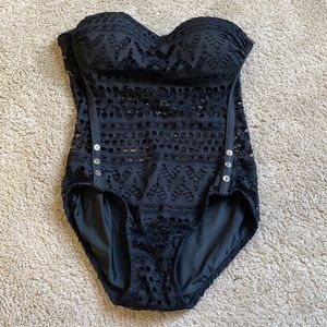 One piece bathing suit